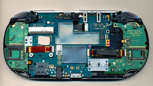 psvita-inside3